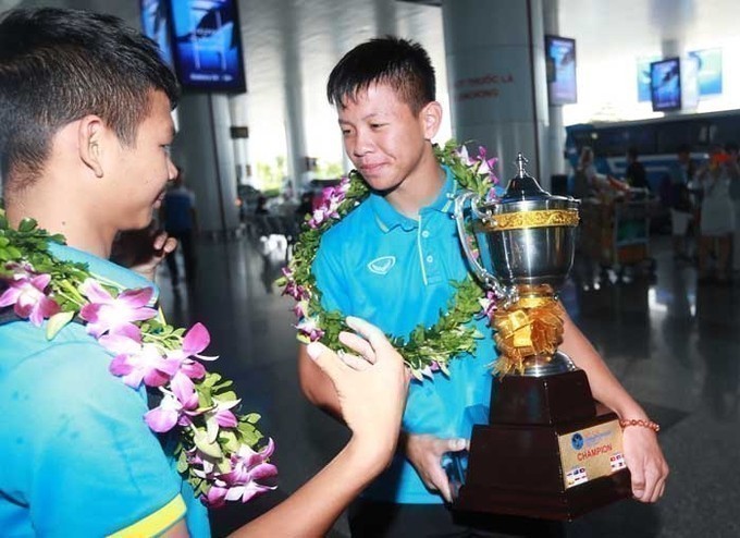 U15 Việt Nam mang chức vô địch Đông Nam Á từ Thái Lan về