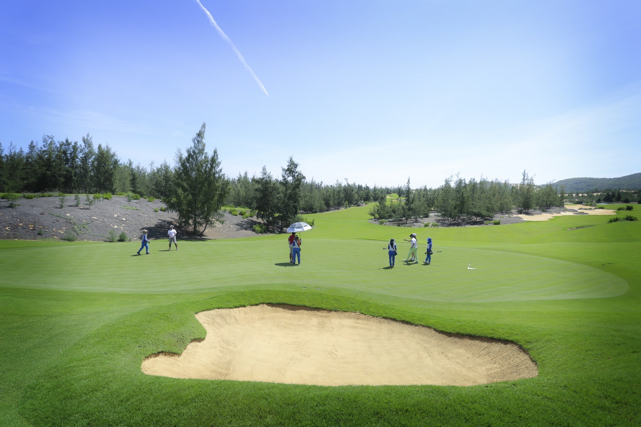 Người chơi sẽ có nhiều trải nghiệm thú vị tại sân golf Mountain FLC Quy Nhơn.