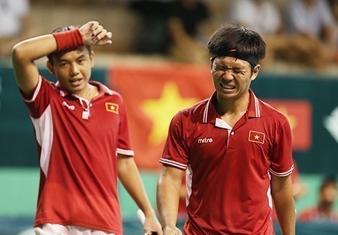 Hoàng Nam và Hoàng Thiên thất thủ, Việt Nam bất lợi ở Davis Cup