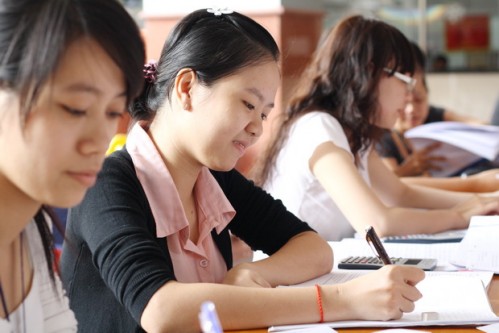 Đại học Luật TPHCM tuyển sinh đại học văn bằng 2 năm 2015