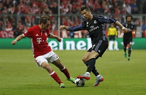 Ronaldo là cầu thủ đầu tiên ghi 100 bàn tại Cup C1/Champions League