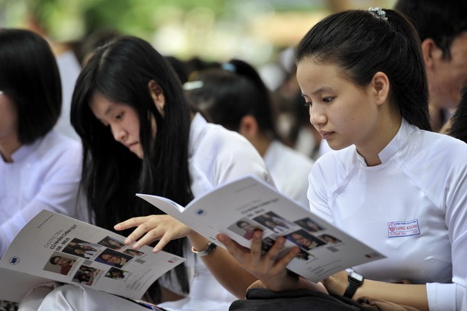 Đại học Nông lâm TPHCM tuyển sinh hệ VHVH đợt 2 năm 2015