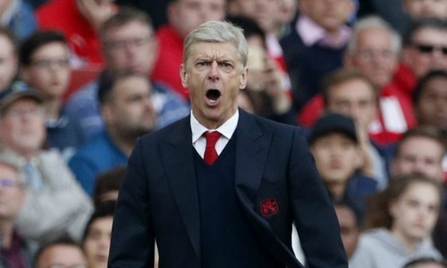 Wenger từ chối chia sẻ quyền lực tại Arsenal