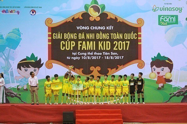 Sông Lam Nghệ An vô địch Giải bóng đá Nhi đồng toàn quốc
