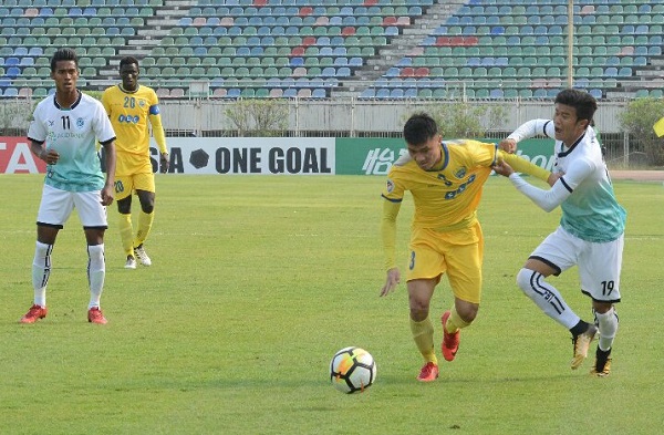Bở lỡ hàng loạt cơ hội, FLC Thanh Hoá mất điểm đáng tiếc trước Yangon United