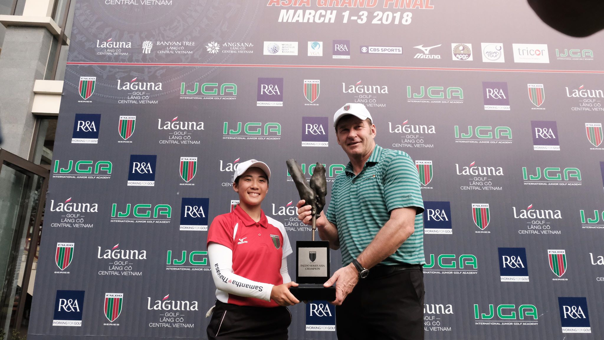 Nữ golfer người Nhật lên ngôi vô địch tại Faldo Series Asia Grand Final lần thứ 12