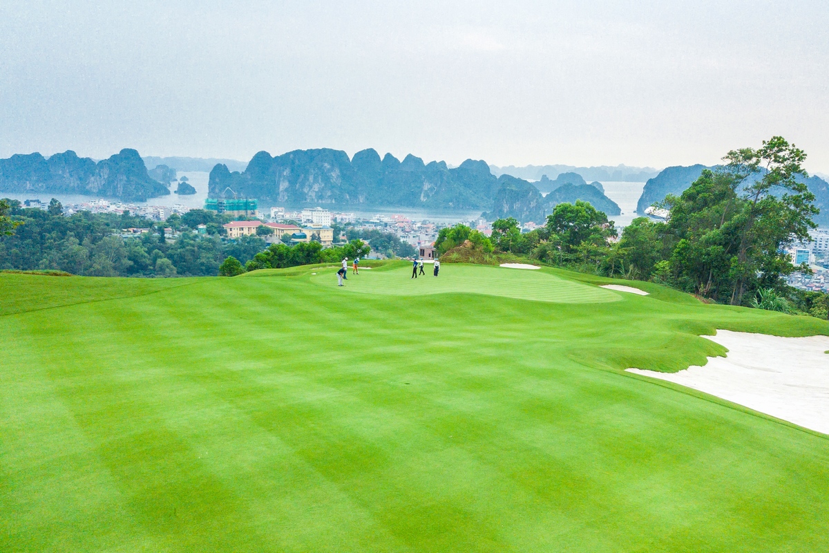 Hút trên 1000 golfers thủ sau 3 tuần, Bamboo Airways Golf Tourament 2018 gây sốt làng golf Việt