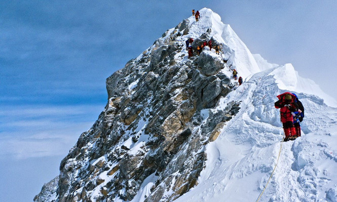 Vách đá Hillary trên đỉnh Everest bị sập