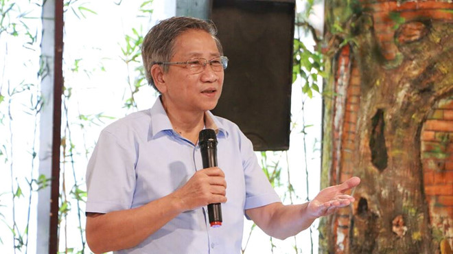 GS Nguyễn Minh Thuyết: 'Một chương trình một bộ SGK là ngược thế giới'