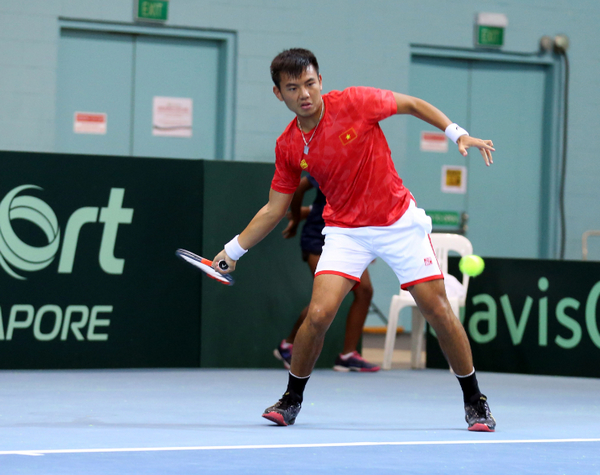 ĐT quần vợt Việt Nam tiếp tục đánh bại Singapore ở Davis Cup