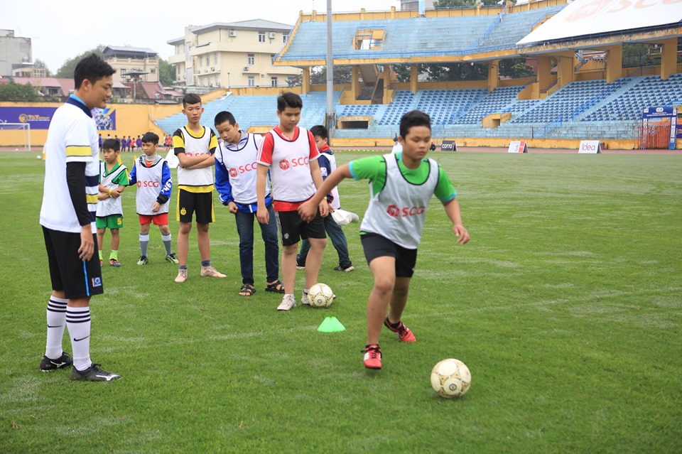 Chương trình Đá bóng và Chia sẻ cùng SCG thắp sáng ước mơ tài năng bóng đá trẻ