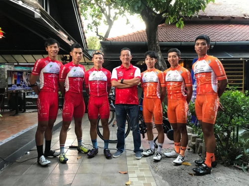 Khởi tranh giải đua xe đạp thực tế ảo đầu tiên tại Việt Nam