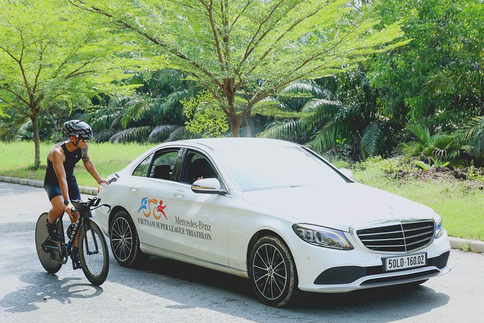 Mercedes-Benz Việt Nam là Nhà tài trợ chính của  Giải đấu 3 môn phối hợp chuyên nghiệp - Mercedes-Benz Vietnam Super League Triathlon 2021