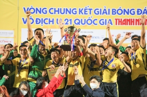 Học viện Nutifoof JMG lập kỳ tích vô địch giải U21 quốc gia 2021