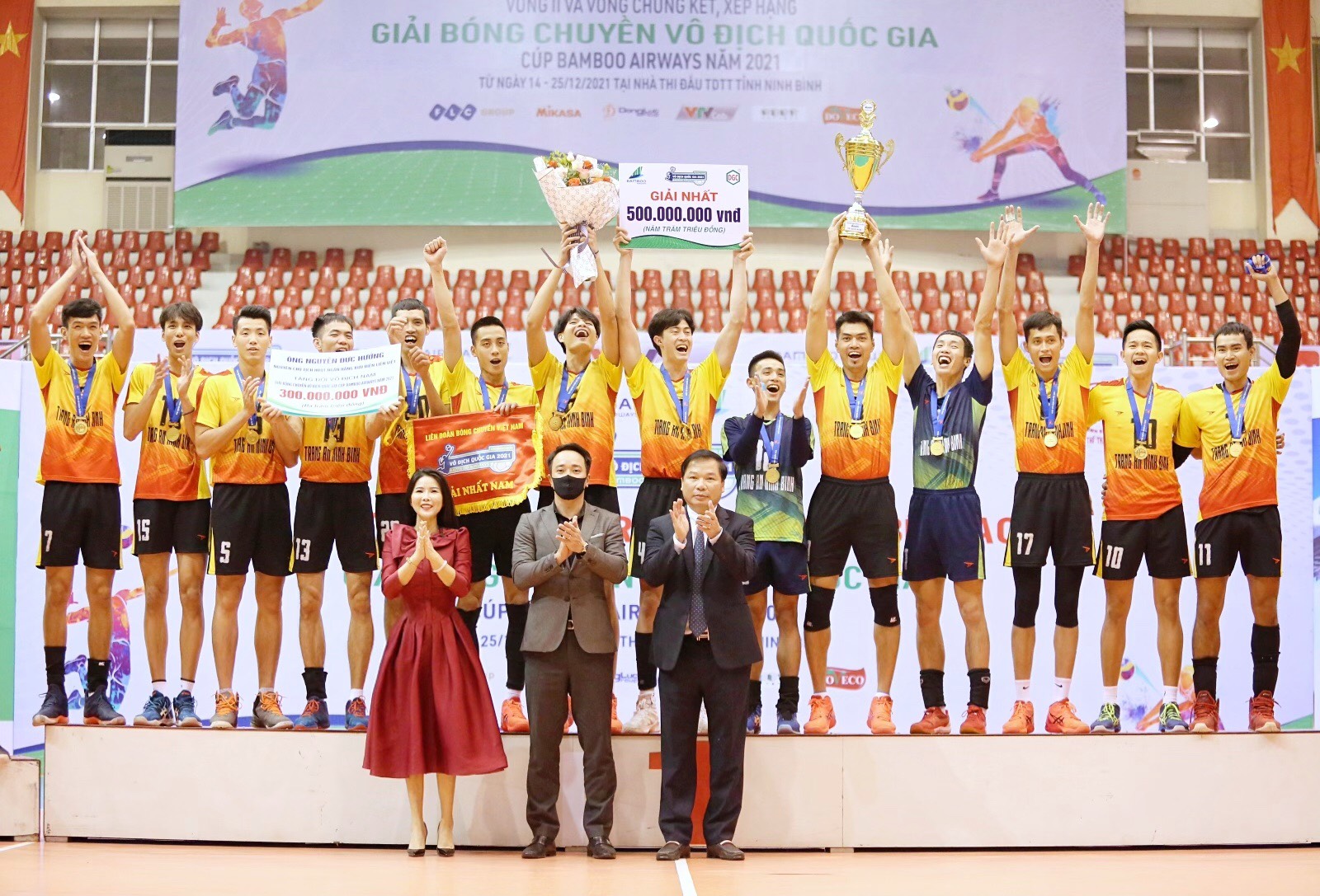 VCK Giải bóng chuyền Vô địch Quốc gia Cúp Bamboo Airways 2021: Thông tin - FLC và Tràng An Ninh Bình vô địch