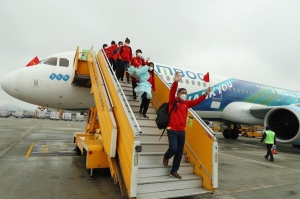 Chuyên cơ đặc biệt của Bamboo Airways đón những “cô gái vàng” của ĐT nữ Việt Nam về nước