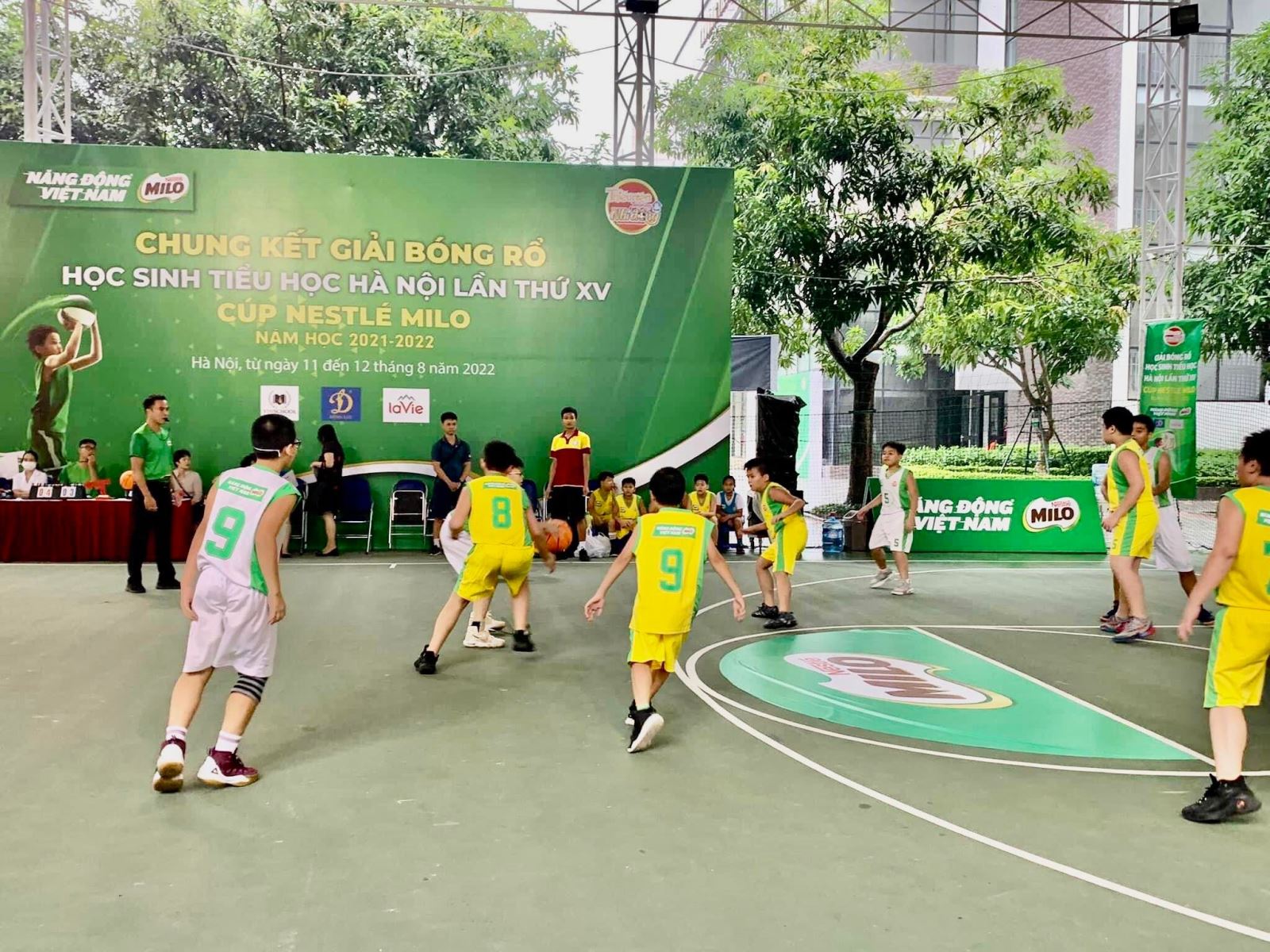 Chính thức khai mạc VCK giải bóng rổ học sinh Tiểu học Hà Nội 2022