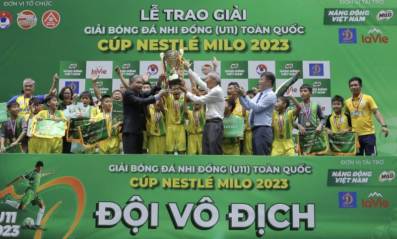 Navy Phú Nhuận vô địch giải Bóng đá Nhi đồng toàn quốc Cúp Nestlé MILO 2023