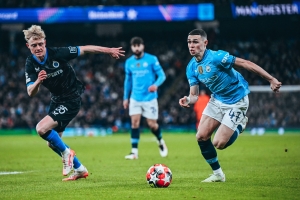 Man City ngược dòng thắng Club Brugge giành quyền vào vòng play-off