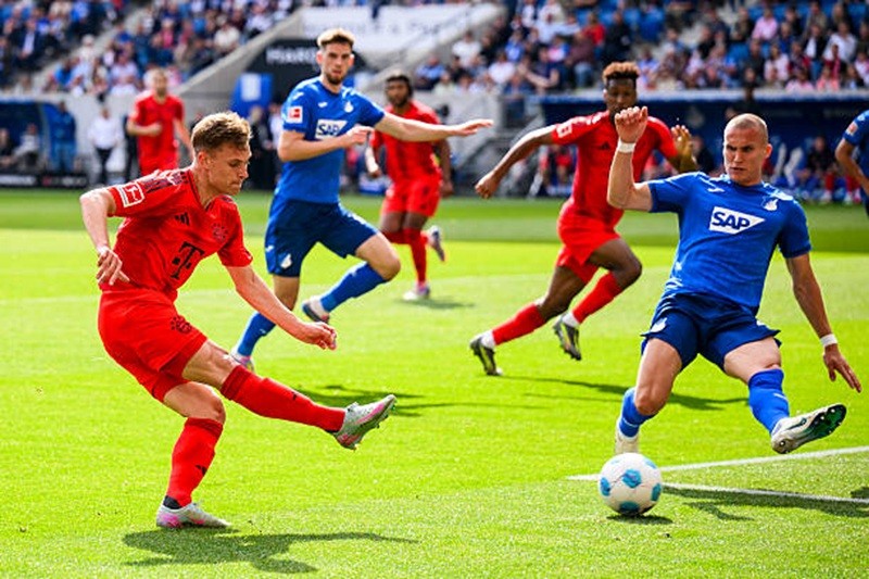 Bayern Munich thắng đậm ngày hạ màn Bundesliga