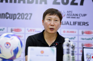 HLV Kim Sang Sik: “Đội tuyển Việt Nam vẫn cần cải thiện khả năng dứt điểm”